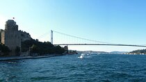 Golden Horn and Bosphorus Boat Tour in Istanbul