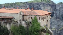 Private Tour to Monasteries of Meteora & Thermopylae from Athens 