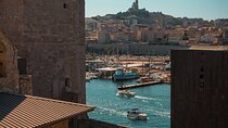 Marseille Old Town Exploration Game and Tour