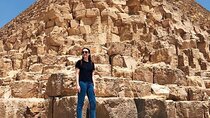 Full-Day Tour at Giza Pyramids & Sphinx & Memphis & Saqqara & Dahshur 