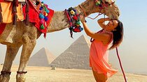 Private Tour at Giza Pyramids & Sphinx 