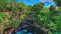 Excursion to Chichén Itzá, Valladolid and Cenote xcajum