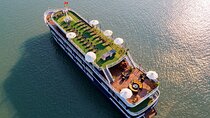 Lan Ha bay luxury cruise 2D/1N: Kayaking, Swimming & full meals, pristine bay