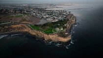 Private Helicopter Tour of Rancho Palos Verdes, Los Angeles, and Long Beach