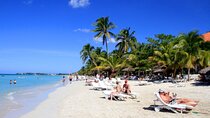 Private Negril Day Trip to Seven Miles Beach and Rick's Cafe from Runaway Bay
