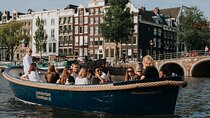Small Group 90 min Canal Cruise Tour in Amsterdam