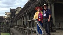 Sun Set in Angkor Wat, explore Bayon, Ta Prohm & Street Food