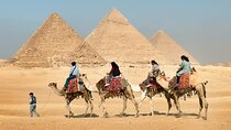 Day tour to Giza pyramids with camel ride and Egyptian museum in Cairo
