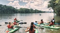 Kayak Scavenger Hunt in Downtown Nashville 