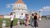 Pisa Sights and Bites Tour with Food Tastings for Small Groups or Private
