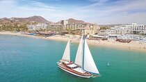 Luxury Yacht Snorkeling & Lunch Cruise from Cabo San Lucas