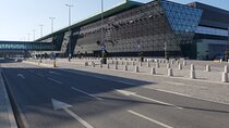 Kraków Balice Airport Transfer: Private One Way