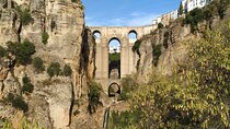 Guided tour of Ronda with an official guide