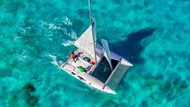  Luxury Sailing to Isla Mujeres with Lunch and Premium Open Bar