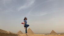 Private Half Day Tour to Pyramids of Giza Sphinx with lunch