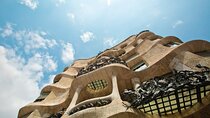 Skip the Line Sagrada Familia and La Pedrera Full Day Private Tour