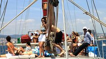 1,5 Hour sunset Tour on a Historical Boat with music DJ &, drinks 