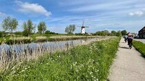 Private Bruges Countryside Cycling Tour to Damme with Guided Walk
