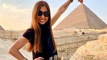 Private Giza Pyramids, Sphinx and Egyptian Museum Tour with Female Guide