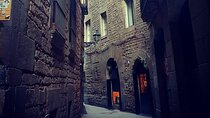Guided Tour to Pier through the Jewish Quarter of Barcelona
