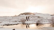 Private Vacation Photography Session with Local Photographer in Reykjavik