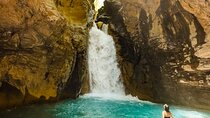 Hiking Tour of La Leona Waterfall with Lunch