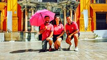 2-Hour French Guided Walking Tour in Malaga