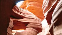 Private Upper or Lower Antelope Canyon & Horseshoe Bend Day Tour