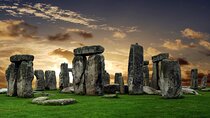 Private Tour of Stonehenge and Salisbury Cathedral