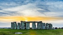 Private Guided Tour of Ancient and Magical Stonehenge