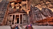 Full-Day Petra Adventure: Round-Trip Transportation from Amman