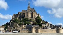 Mont Saint-Michel Small-group by Minivan from Paris with Calvados