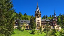 Peles Castle, Dracula Castle and Brasov old town - private tour from Bucharest 