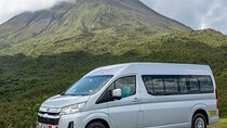 Private Shuttle from Tamarindo to Arenal Volcano 