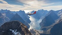 Milford Sound Small Group Tour from Queenstown with Scenic Flight
