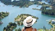 Private Tour to Guatapé and The Rock of El Peñol from Medellín!