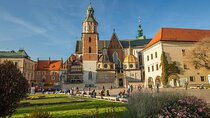 3-Day Krakow Guided Tour: Wawel Hill, Wieliczka and Auschwitz