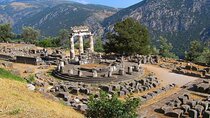 Full-Day Private Tour in Mystical Delphi and Arachova