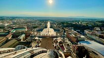 Early Morning St Peter's Basilica with Dome and Crypt Group Tour