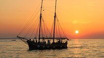 Evening Sunset Dhow Cruise Tour - Muscat