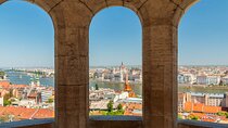 Live virtual walking tour in the Buda Castle quarter 