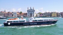 Venice: Private Boat Rental with Driver
