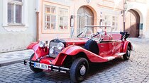 1 hour Prague Sightseeing tour using Vintage Car for 1- 6 persons