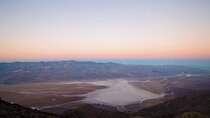 Death Valley Sunrise & Stargazing Day Tour Group Discount for 2 More People 