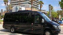 Barcelona City Private Tour 4 hours (DE 2 to 16 passengers)