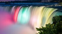 Niagara Falls Night Illumination Tour: Holiday Edition 