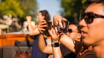 Classic Salonboat Tour in Amsterdam Including Cheese and Wine