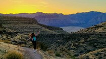 Animal Petting and Sunset Hike in Las Vegas