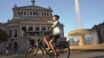 Bike tour Frankfurt: city tour by bike to Skyline, Goethe, and apple wine