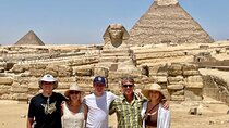 Private Full-Day Tour to Pyramids of Giza, Sakkara, Memphis and the Sphinx